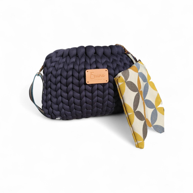 Nuita - grande bourse - logo en cuir