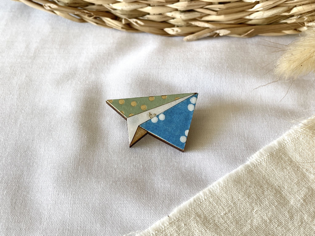 Broche Avion origami - Couleurs variées (bleu)