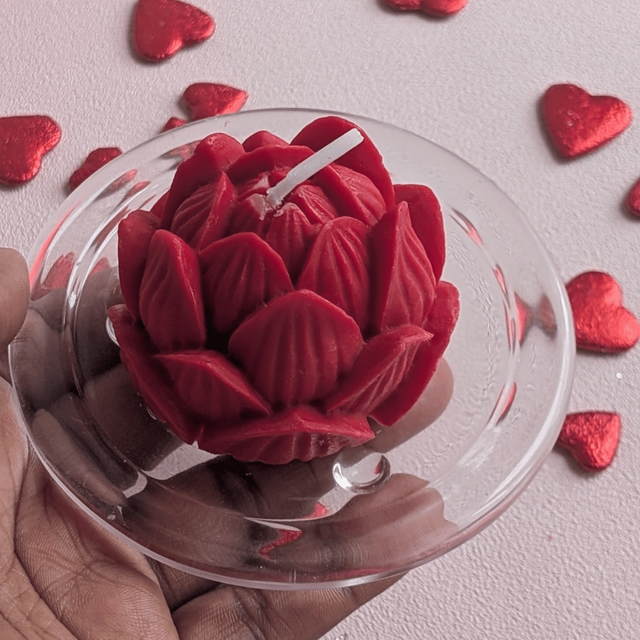 🕯️ Bougie moulée Lotus 60g – Linge Frais