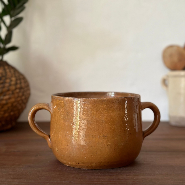 la jolie marmite en terre cuite