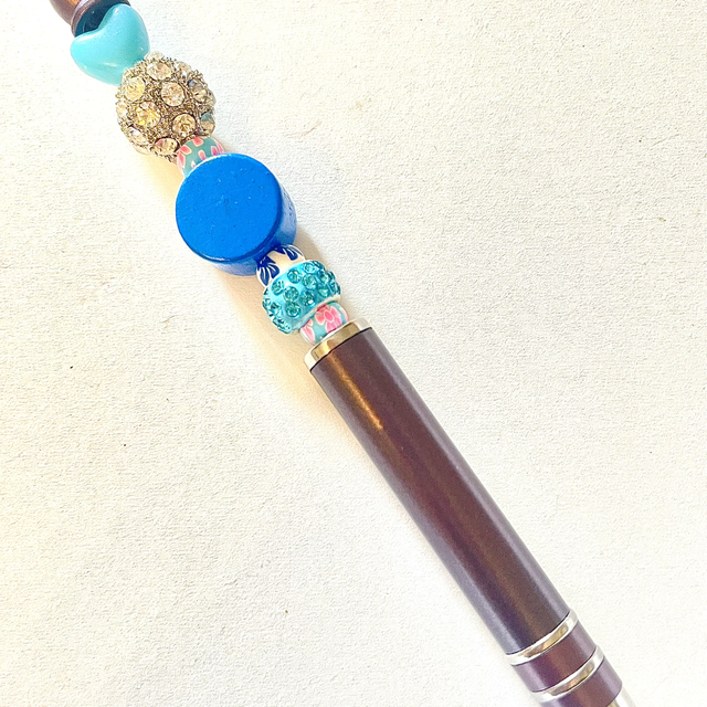 S26 - Stylo à perles bois et strass