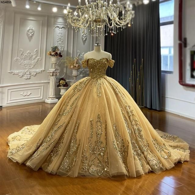 Robe de Mariée Princesse Doré Luxury Dentelle Épaules Dénudés 