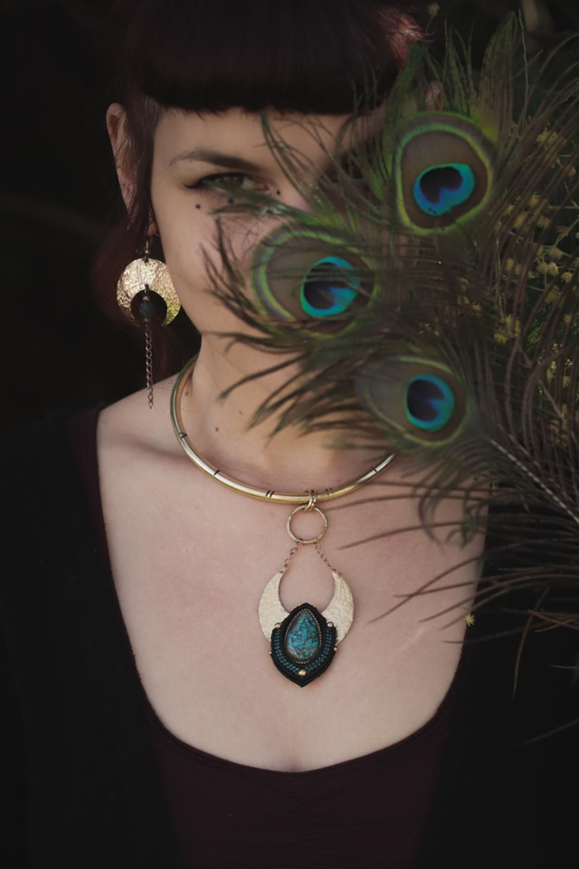 Lune - Grand pendentif Shattuckite 