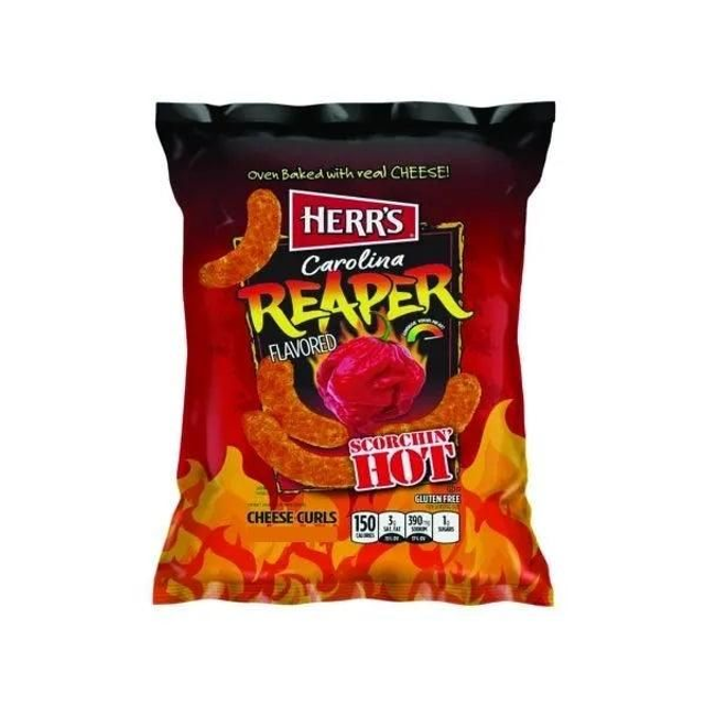 Herr's Carolina Reaper Flavoured Cheese Curls, confezione di patatine da 28g
