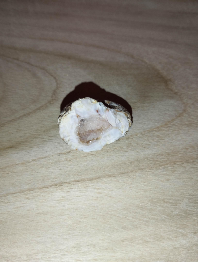 Agate en petite géode 