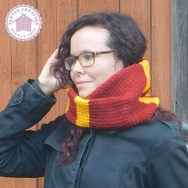 Tour de cou Rouge et Doré