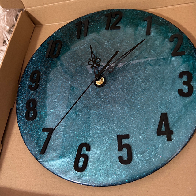 Horloge sur disque vinyle 33 personnalisée