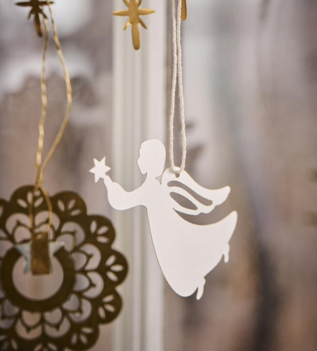 Paper-cut Angel
