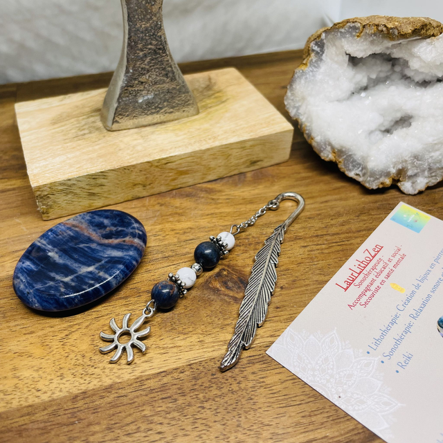 📖📚Marque page en Sodalite et Howlite