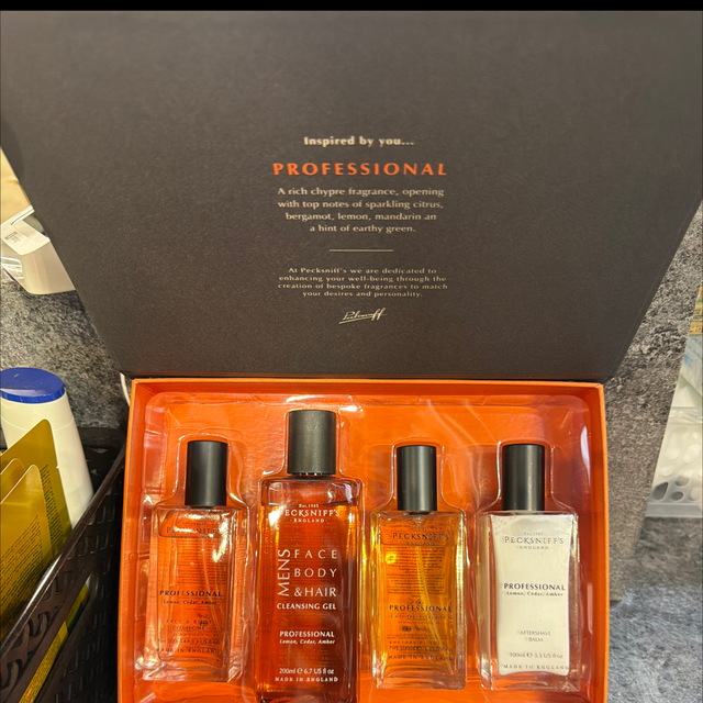 Pecksniffs mens gift set