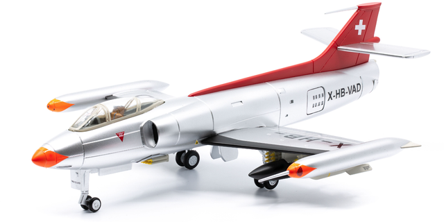 FFA P-16 Jet X-HB-VAD mit Bewaffnung Swiss Air Force ACE 1:72