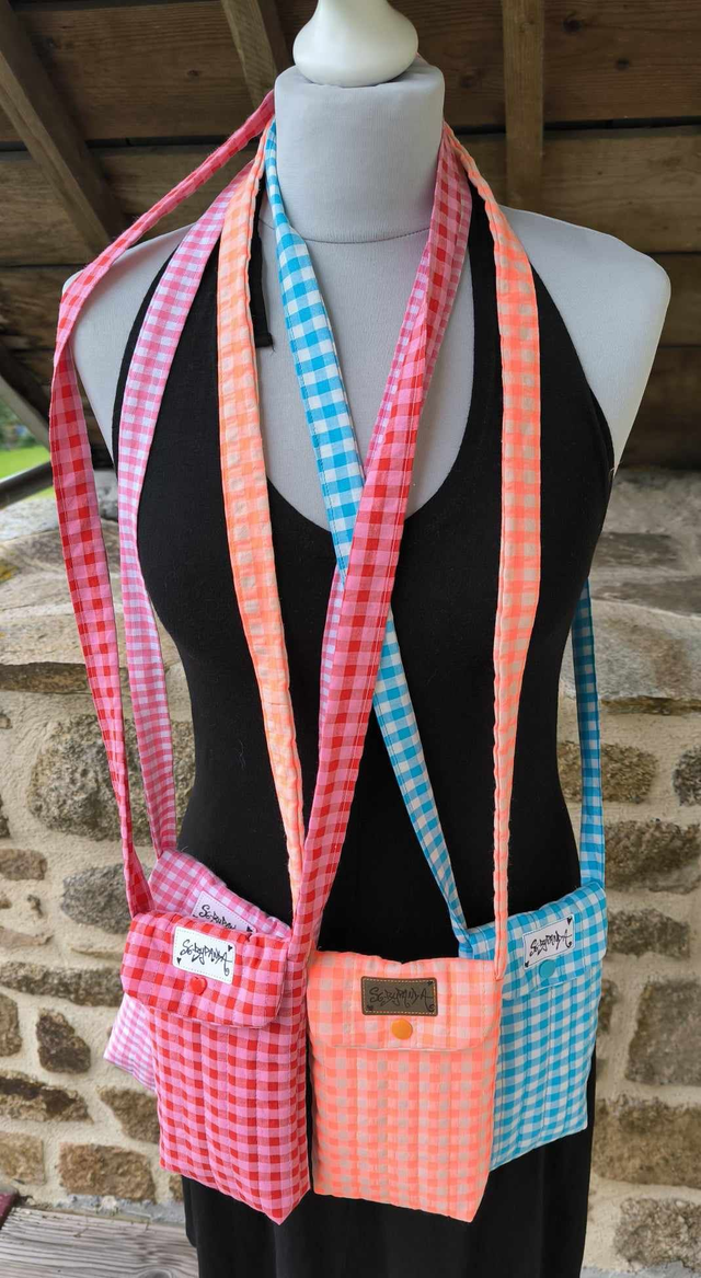 pochette téléphone à bandoulière