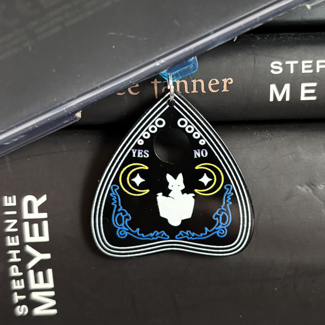 Reading Bat Planchette Kindle Charm