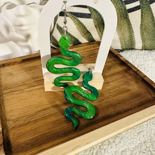Boucles d’oreilles serpent