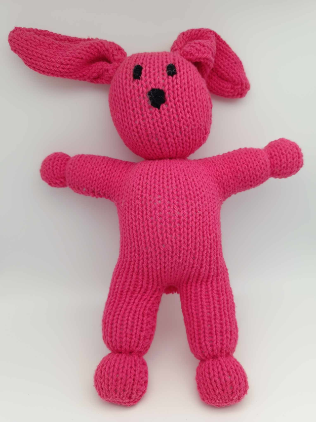 Doudou lapin en tricot