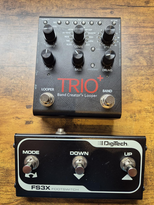  Digitech Trio+ Band Creator og FS3X Pedel