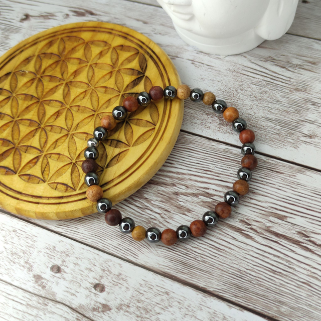 Bracelet lithothérapie &quot;Hématite et Bois&quot;