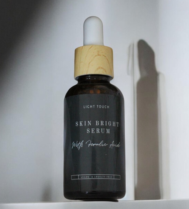Skin Brightening Face Oil with Ferulic Acid - Radiance &amp; Glowing.