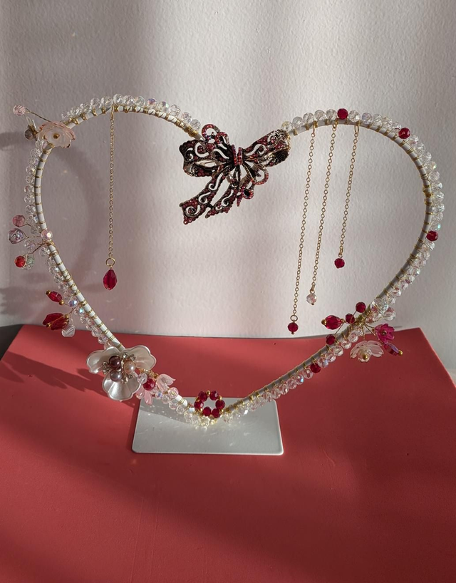 Handmade beaded wire heart suncatcher 