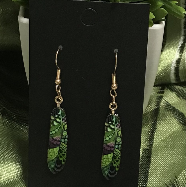 Green Dangling Earrings- GDE63