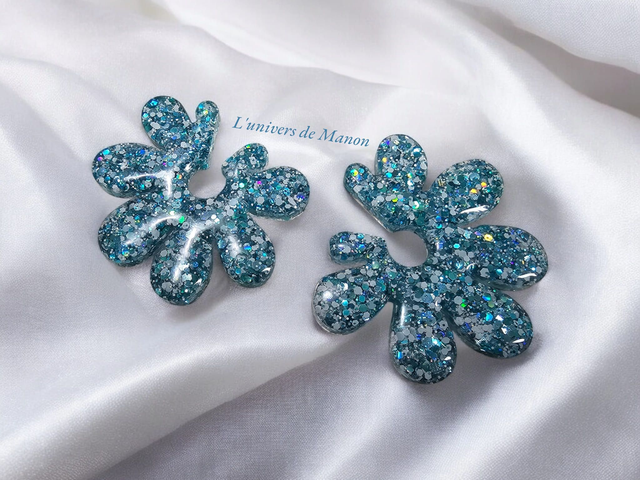 Boucles d&#039;oreilles &quot; Julia &quot;  en résine et paillettes pour femme, tendance 