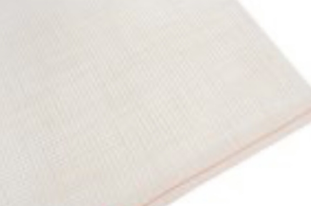 Zweigart Needlecraft Tula 10 count 