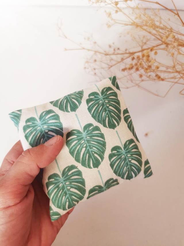 Bouillotte sèche de poche "feuille" 