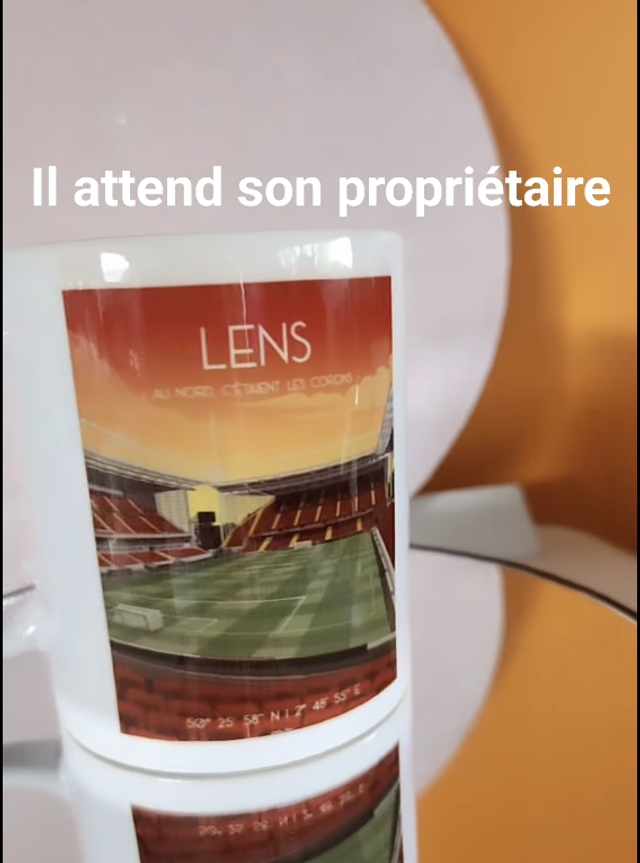 Mug personnalisée &quot;   je ne suis pas parfait mais je suis supporters Lensois &quot;