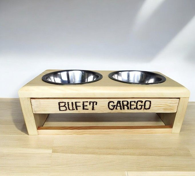 Stojak na miski dla psa