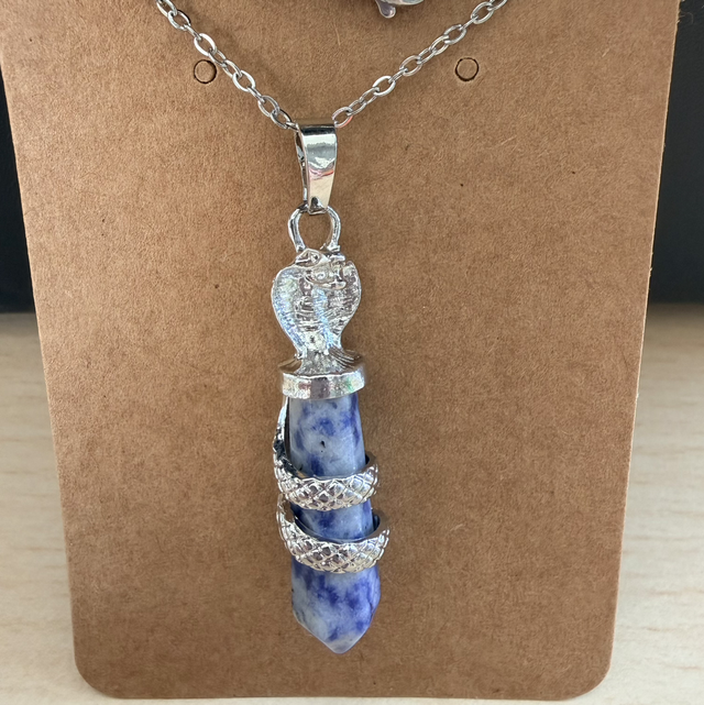 20” Stainless Steel chain Sodalite Serpent necklace 
