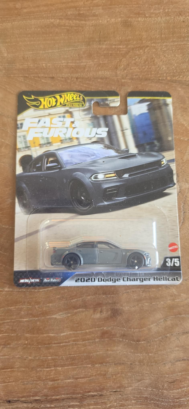 Dodge charger hellcat 2020