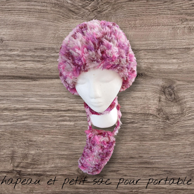 Bonnet et sac pour portable 