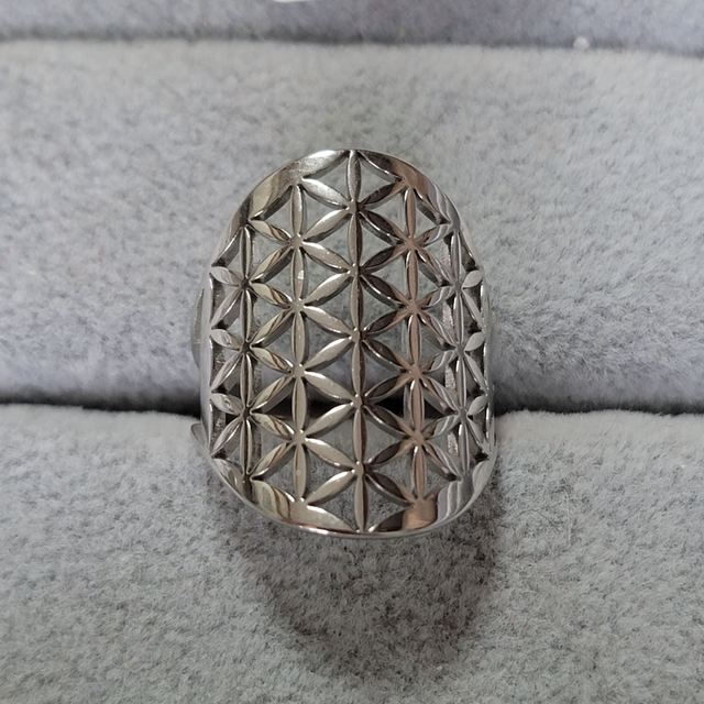 Bague ajustable acier inoxydable Fleur de vie 1