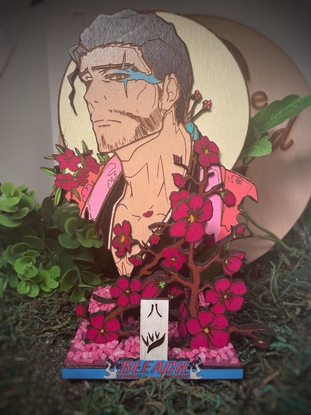 Figurine bleach, Kyoraku en bois