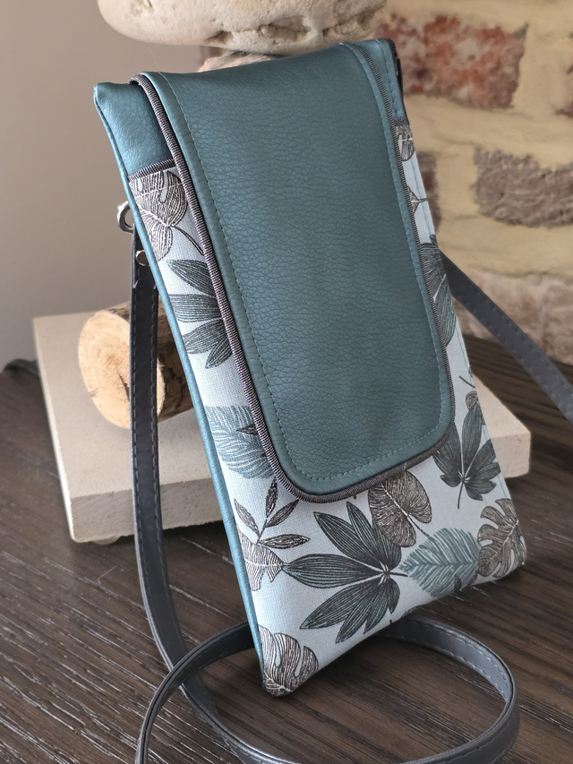 Pochette Holly