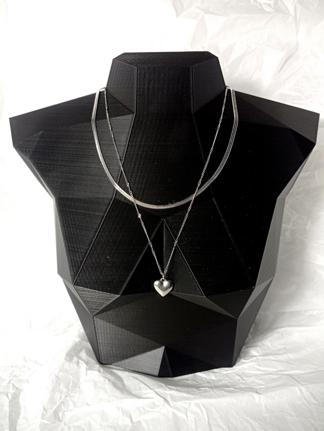 Colar fita dupla com pingente  em aço inoxidável 