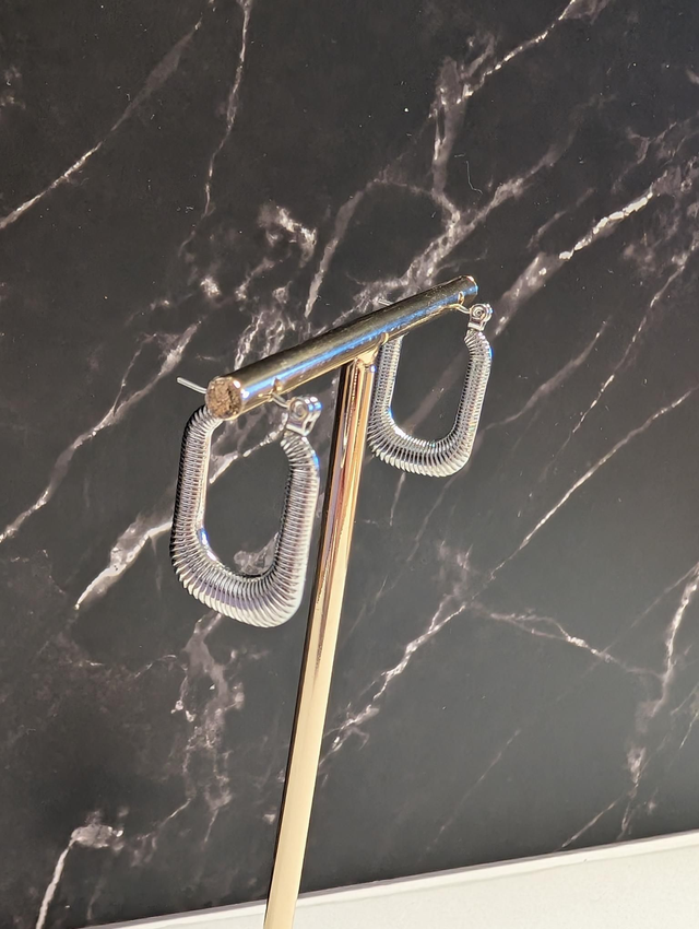 Boucle d'oreille Gloria modéle 6 argenté   