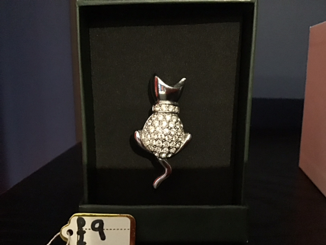 Cat Brooch