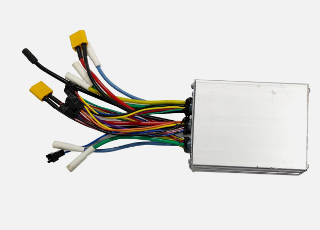 Contrôleur 800w 52v pour Moteur Brushless Skateboard velo trotinette Électrique