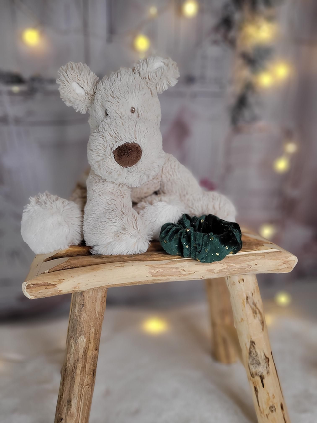 Chouchou vert 🎄 et étoiles dorées 