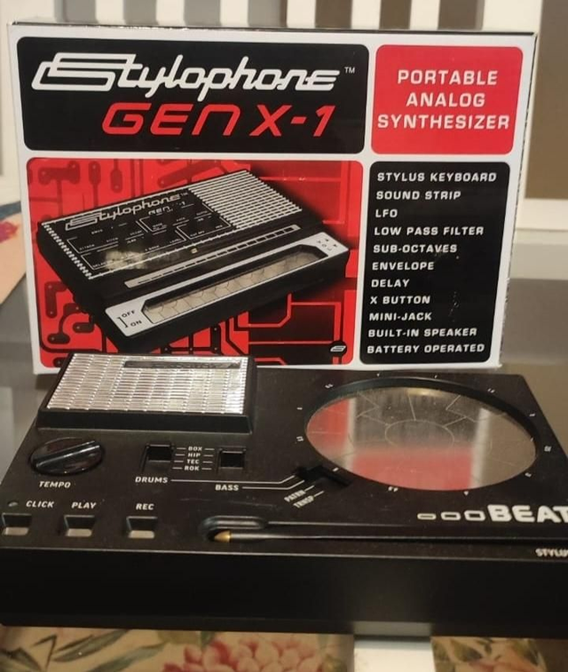 Stylophone Gen X1 y Stylophone Beat pack x 2