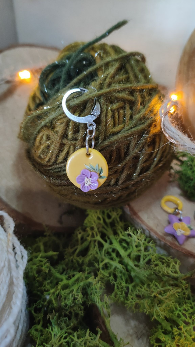 Marqueur amovible fleur brodé à l&#039;unité