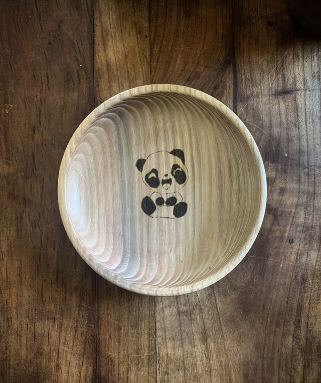 Assiette enfant en frêne 