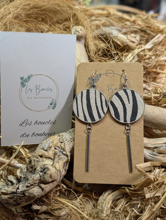 Boucles d'oreilles création variée zèbre cv014