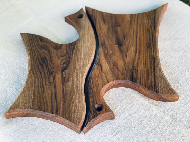 Double planche apéro en noyer