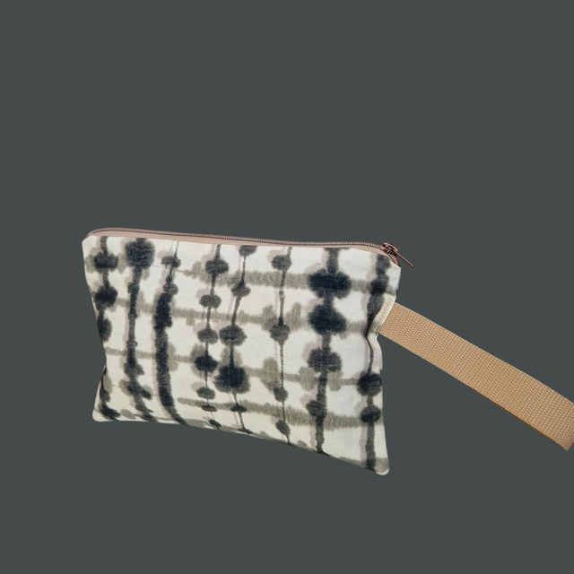 Wristlet Bag Grey Beige