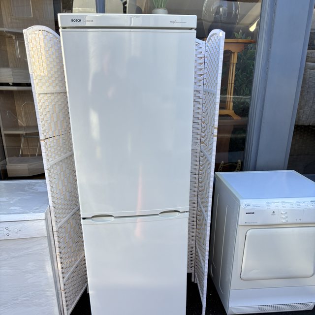 Bosch Classixx Fridge Freezer