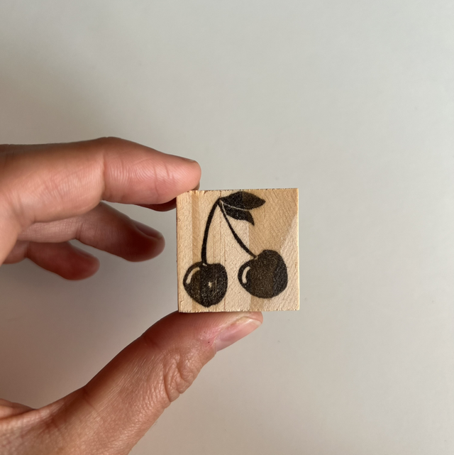 Tampon cerises (Jour 16 - Stamp-Tober 2025)