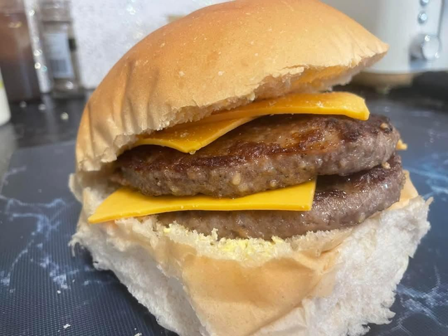 Double Cheese Burger
