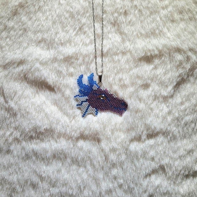 Pendentif tête de dragon 